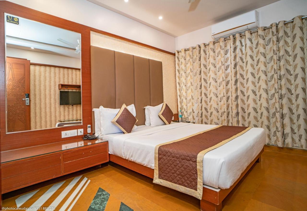 Uddhav Vilas A Family Hotel Udaipur Eksteriør billede